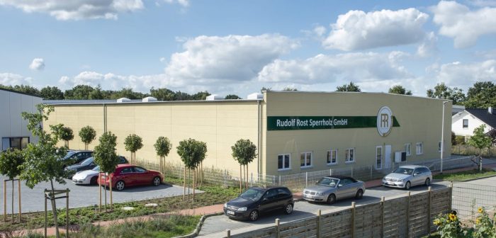 Seiten- & Frontansicht Lagerhallenbau Hamburg Rudolf Rost